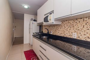 Image 7 - 896633