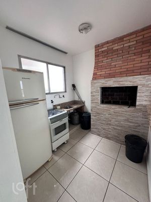 Image 17 - 896636