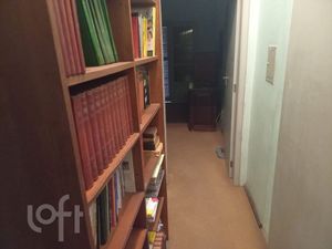 Image 12 - 896657