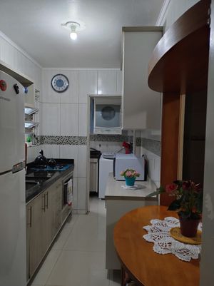 Image 2 - 896669