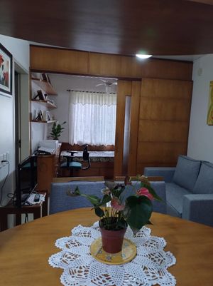 Image 0 - 896669
