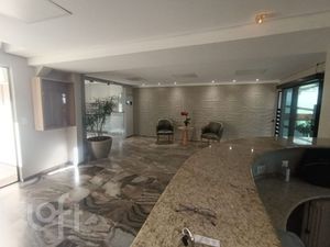 Image 34 - 896672
