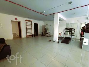 Image 39 - 896672