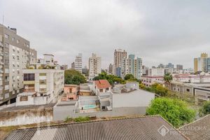 Image 15 - 896677