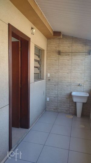 Image 9 - 896682