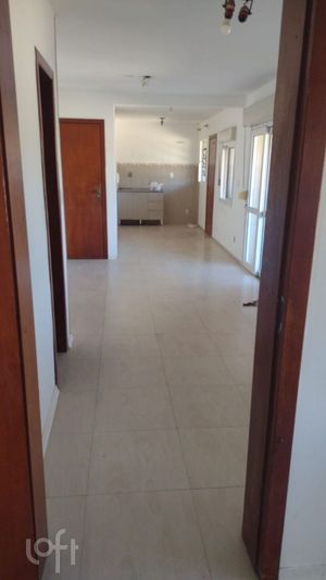 Image 4 - 896682