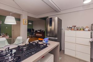 Image 28 - 896694