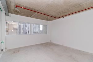 Image 1 - 896697