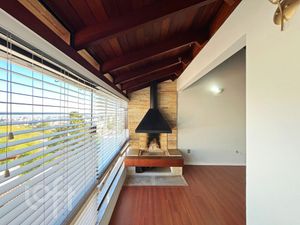 Image 14 - 896700
