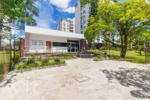 Image 3 - 896705