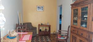 Image 3 - 896706