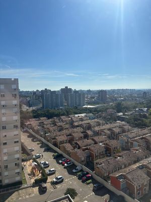 Image 11 - 896707