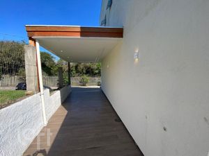 Image 24 - 896716