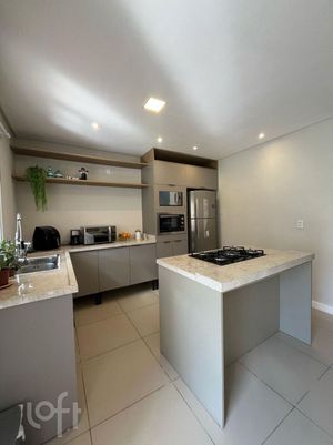 Image 15 - 896716