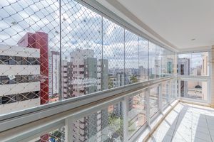 Image 4 - 896723
