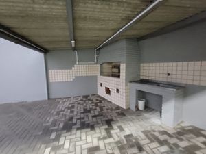 Image 28 - 896724