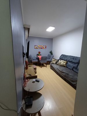 Image 5 - 896724
