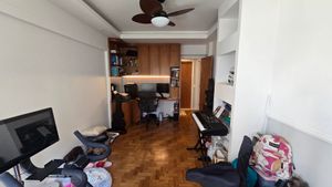 Image 14 - 896740
