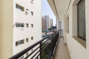 Image 3 - 896741