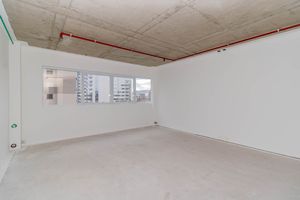 Image 9 - 896790