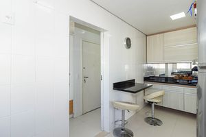 Image 35 - 896793