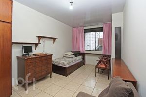 Image 9 - 896803