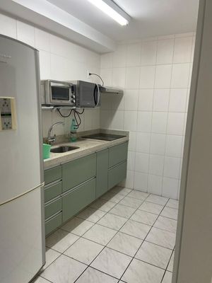 Image 21 - 896809