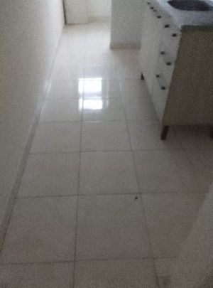 Image 11 - 896810