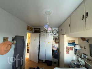Image 7 - 896816