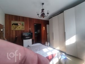 Image 21 - 896827