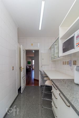 Image 35 - 896829