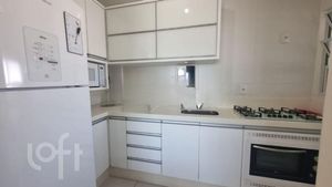 Image 10 - 896830