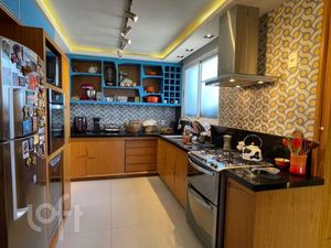 Image 1 - 896835