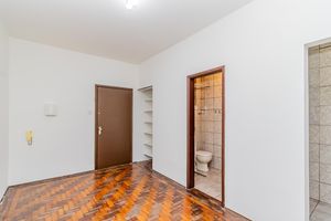 Image 3 - 896837
