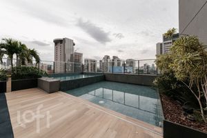 Image 19 - 896840
