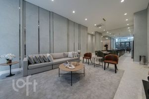 Image 32 - 896840