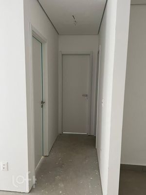 Image 3 - 896845