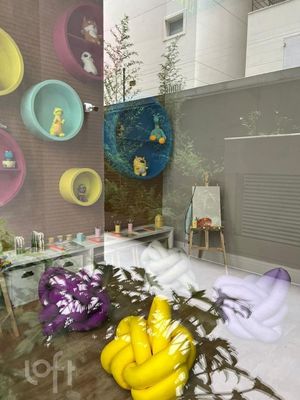 Image 19 - 896845