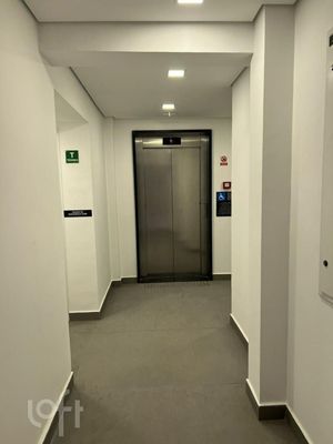 Image 17 - 896845