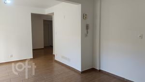 Image 1 - 896846