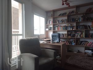 Image 6 - 896847