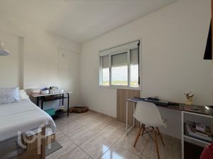Image 15 - 896852