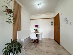 Image 1 - 896852