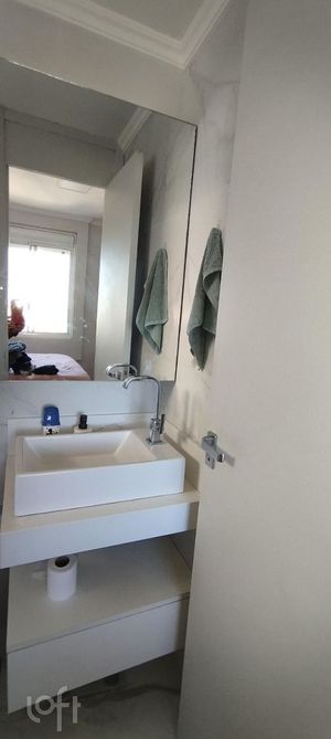 Image 19 - 896907