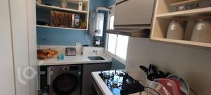 Image 13 - 896907