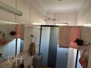 Image 19 - 896910