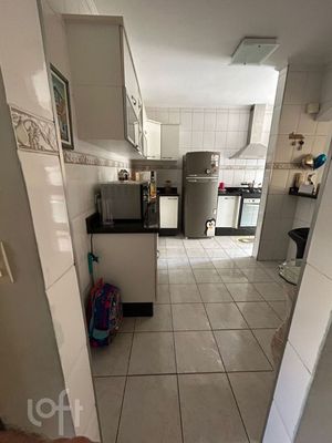 Image 6 - 896910