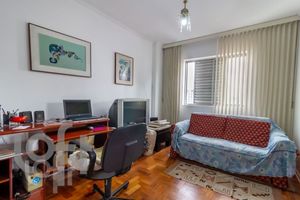 Image 1 - 896917
