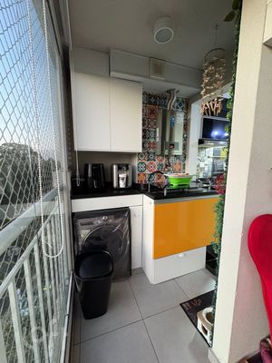Image 10 - 896918