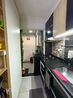 Image 13 - 896918
